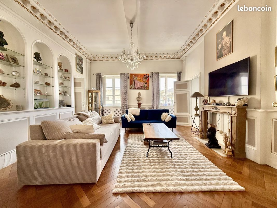 3 bedrooms Apartment in Carcassonne, France No. 339941