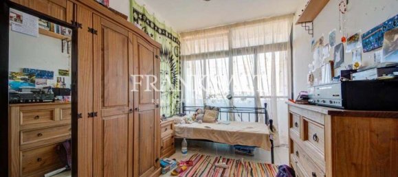 3 غرف نوم بانتهاوس في Zabbar, Malta رقم 2447 17