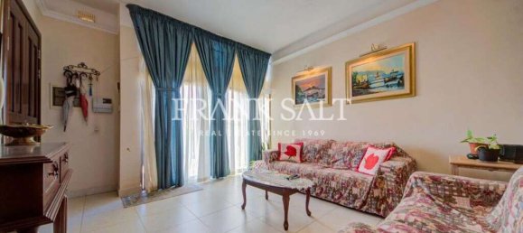 3 غرف نوم بانتهاوس في Zabbar, Malta رقم 2447 7