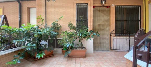 Apartamento de 3 habitaciónes en San Severo, Italy No. 22371 3