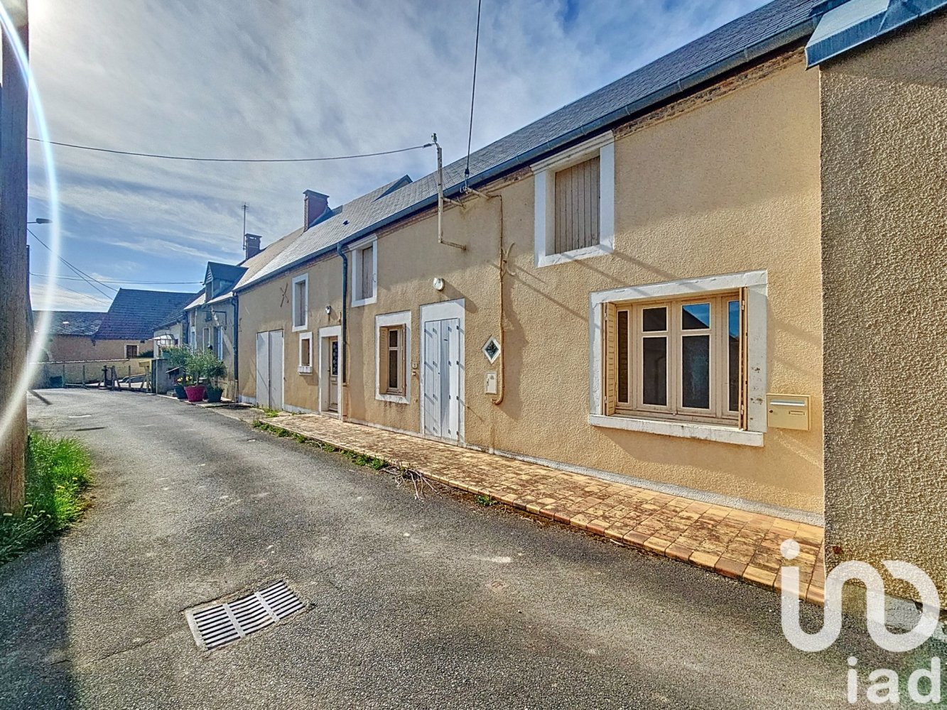 2 bedrooms House in Crezancy-en-Sancerre, France No. 152187