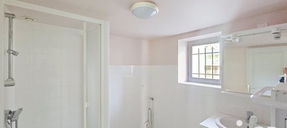 2 bedrooms House in Crezancy-en-Sancerre, France No. 152187 4