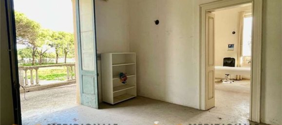 20 rooms Villa in Lecce, Italy No. 203126 12