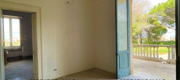 20 rooms Villa in Lecce, Italy No. 203126 14