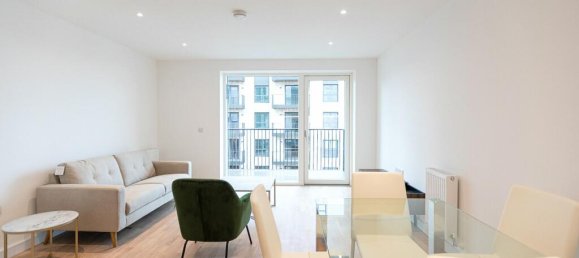 1 bedroom Apartment in Southall, United Kingdom No. 11105 2