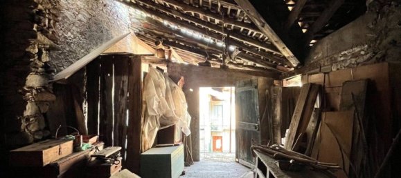 6غرفة شقة في Canzo, Italy رقم 333657 24