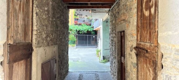 6غرفة شقة في Canzo, Italy رقم 333657 3