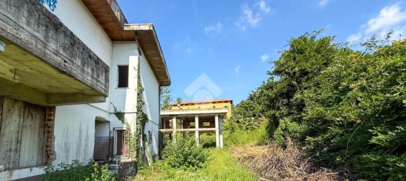 Gebäude in Olgiate Molgora, Italy 2200m², Nr. 287962 13