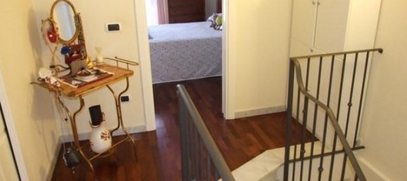 7-salle Maison à Massa, Italy No. 105714 25