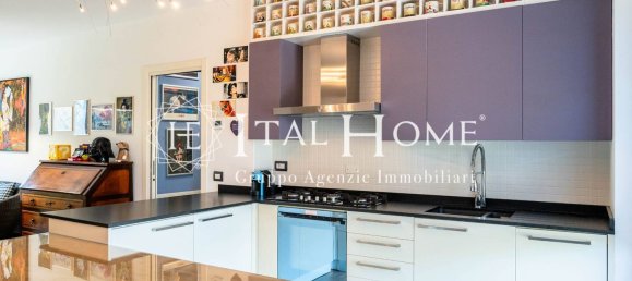 3 rooms Apartment in Bergamo, Italy No. 316111 7