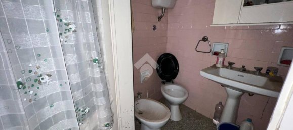 Квартира с 3 комнатами в Грумо Аппула, Италия № 23701 11