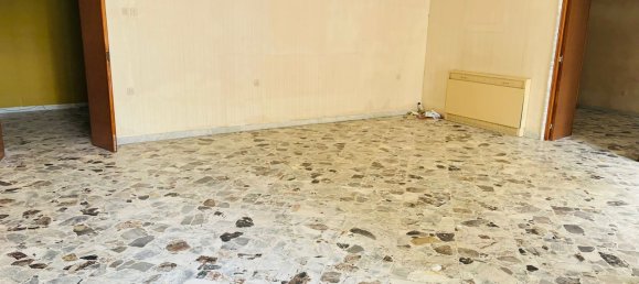 4 Schlafzimmer Wohnung in Mola di Bari, Italy, Nr. 315331 15