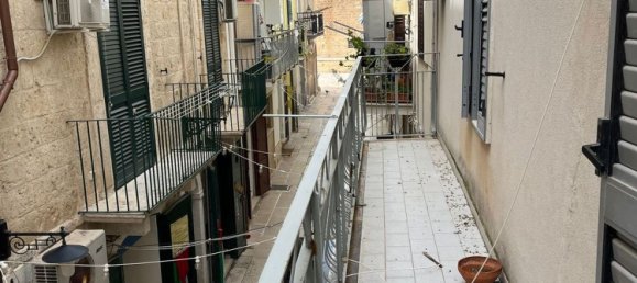 4 Schlafzimmer Wohnung in Mola di Bari, Italy, Nr. 315331 3