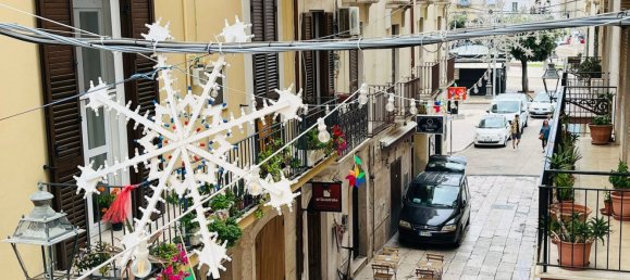 4 Schlafzimmer Wohnung in Mola di Bari, Italy, Nr. 315331 8