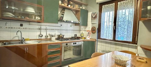 2 bedrooms House in Giugliano in Campania, Italy No. 190202 8