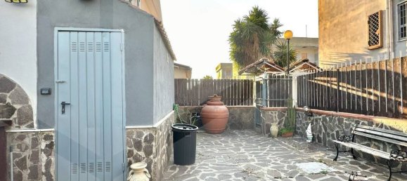 2 bedrooms House in Giugliano in Campania, Italy No. 190202 24