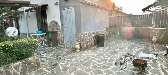 2 bedrooms House in Giugliano in Campania, Italy No. 190202 22