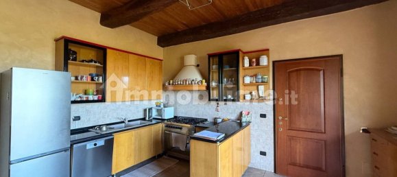 2 bedrooms Villa in Treviglio, Italy No. 295931 4