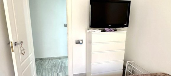 Apartamento de 3 dormitorios en Marbella, Spain No. 283063 6