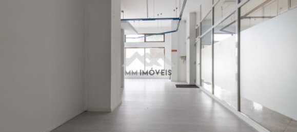 Propriété commerciale à Maia, Portugal 89m² No. 151829 10