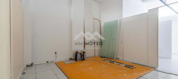 Propriété commerciale à Maia, Portugal 89m² No. 151829 7