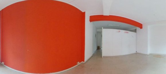 99m² Commercial property in Frosinone, Italy No. 376302 5