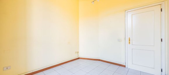 3 rooms Apartment in Carrara, Italy No. 122568 13