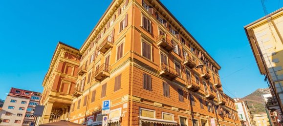 3 rooms Apartment in Carrara, Italy No. 122568 20