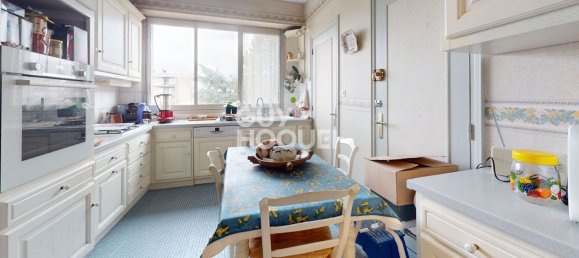 4 Schlafzimmer Wohnung in Tours, France, Nr. 68468 5