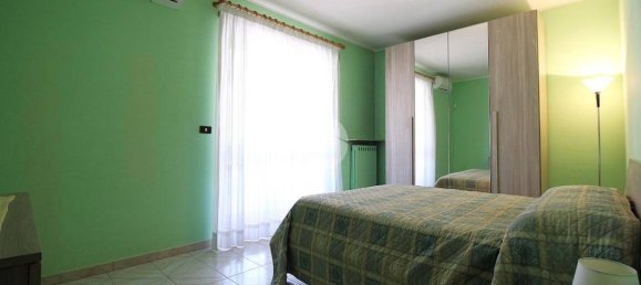 2 Schlafzimmer Wohnung in Brandizzo, Italy, Nr. 280645 23