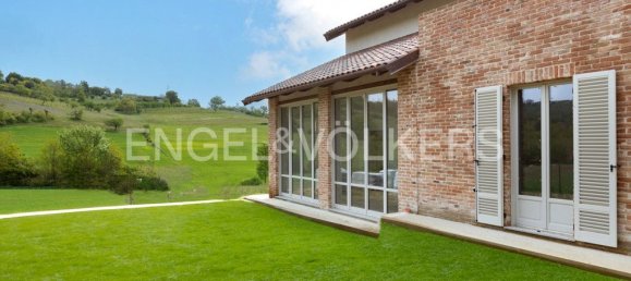 5 bedrooms House in Pino Torinese, Italy No. 64930 2