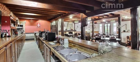 350m² Commercial property in Bourges, France No. 67985 8