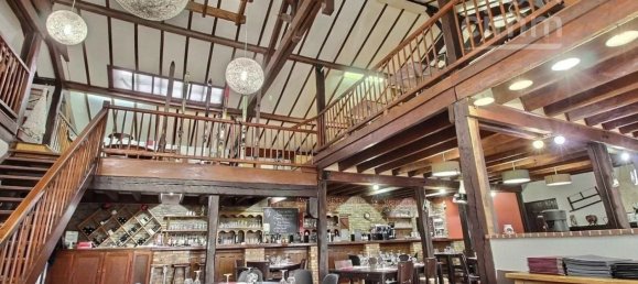 350m² Commercial property in Bourges, France No. 67985 12