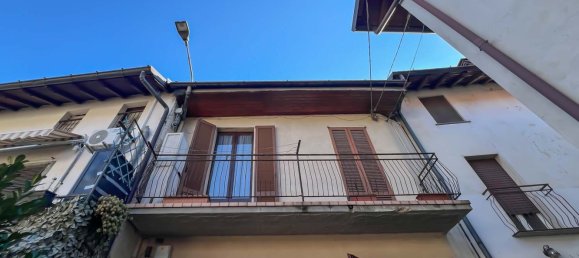 3 bedrooms House in Como, Italy No. 361889 9