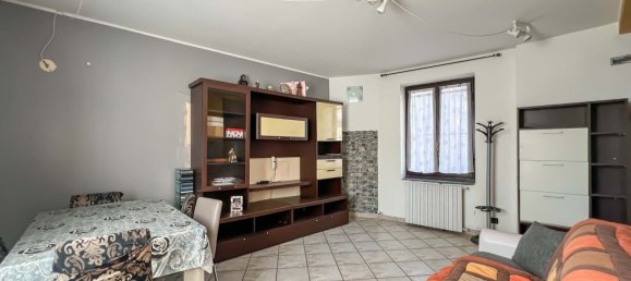 3 bedrooms House in Como, Italy No. 361889 4