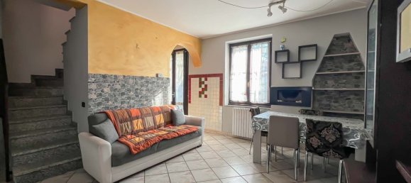 3 bedrooms House in Como, Italy No. 361889 12