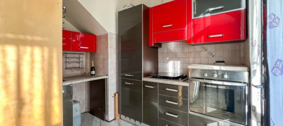 3 bedrooms House in Como, Italy No. 361889 2