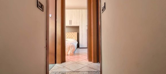 3 bedrooms House in Como, Italy No. 361889 5