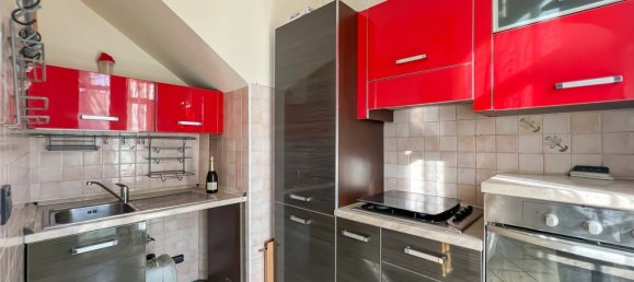 3 bedrooms House in Como, Italy No. 361889 3