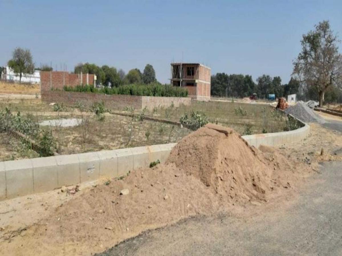 Grundstück in Lucknow, India, Nr. 30308