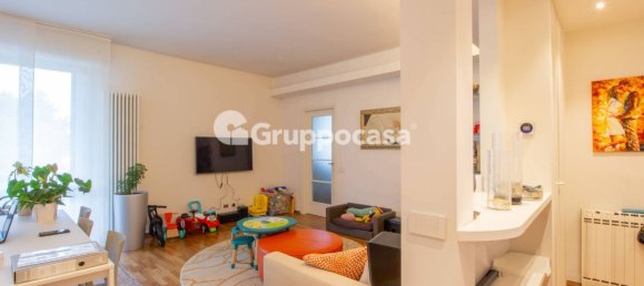 Apartamento de 4 habitaciónes en Magenta, Italy No. 314154 9