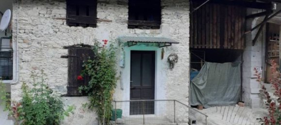 3 bedrooms Villa in Fonzaso, Italy No. 250889 4