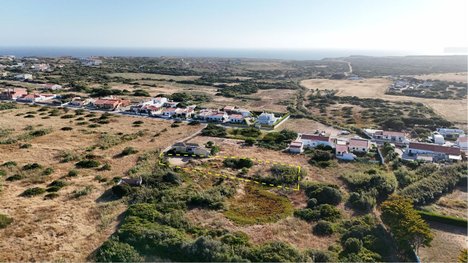 1400m² Land in Vila do Bispo, Portugal No. 70574