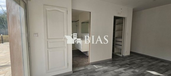 Casa de 4 dormitorios en Eure, France No. 357336 5