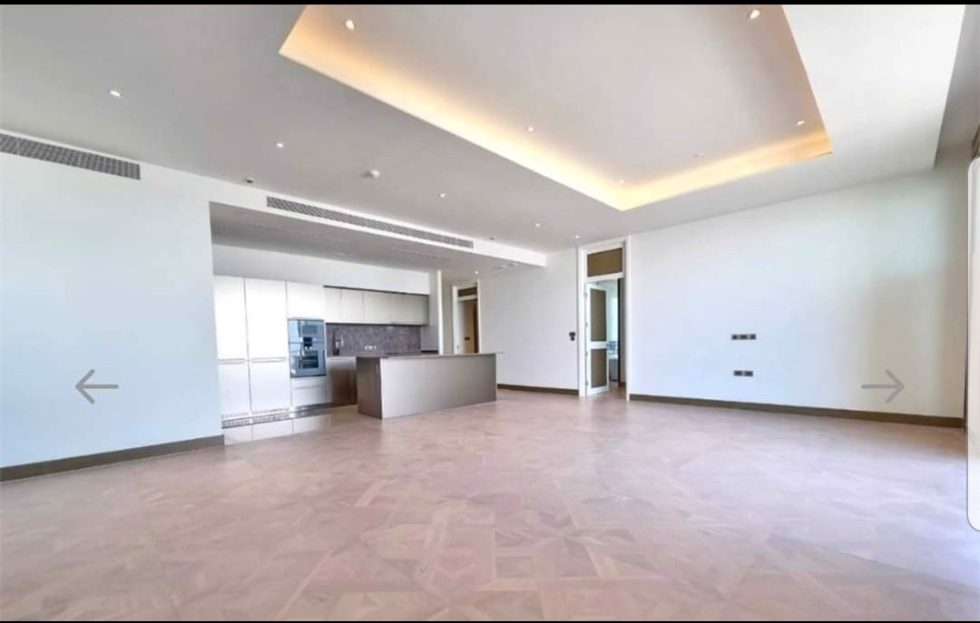 3 bedrooms Condo in Khlong San, Thailand No. 11228