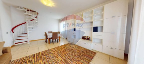 Квартира с 3 спальнями в Виченца, Италия № 324353 2