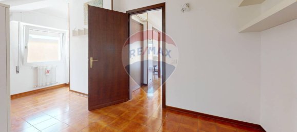 Квартира с 3 спальнями в Виченца, Италия № 324353 31