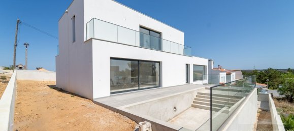 Дом с 4 спальнями в Алжезур, Португалия № 131781 18