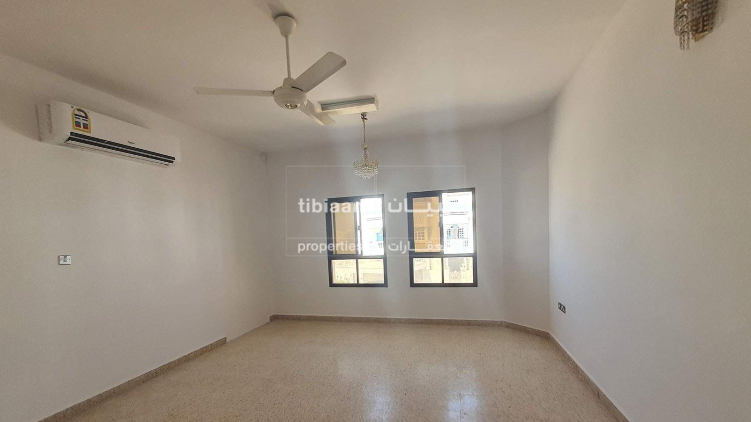 4 bedrooms Villa in Muscat, Oman No. 553