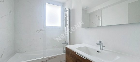 Edificio de 8 dormitorios en Tours, France No. 216955 5